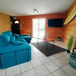 Au Calme Avec Piscine Privee Entre Bordeaux Et Lacanau Ocean