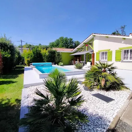 Au Calme Avec Piscine Privee Entre Bordeaux Et Lacanau Ocean *