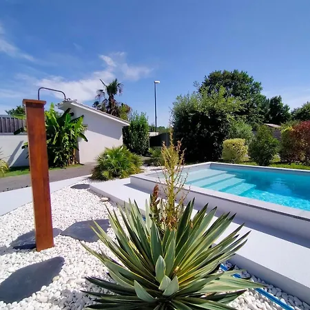 Au Calme Avec Piscine&spa Partagés Entre Bordeaux Et Lacanau Océan Brach