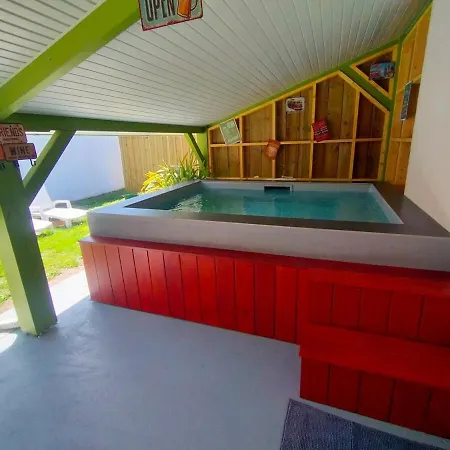別荘 Maison 4 Personnes Avec Piscine Et Espace Bien-etre Partages *