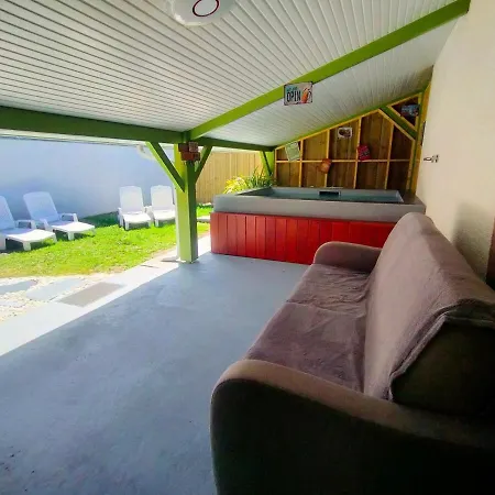 Maison 4 Personnes Avec Piscine Et Espace Bien-etre Partages * Brach