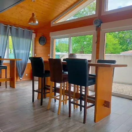 Au Calme Avec Piscine Privee Entre Bordeaux Et Lacanau Ocean * Brach