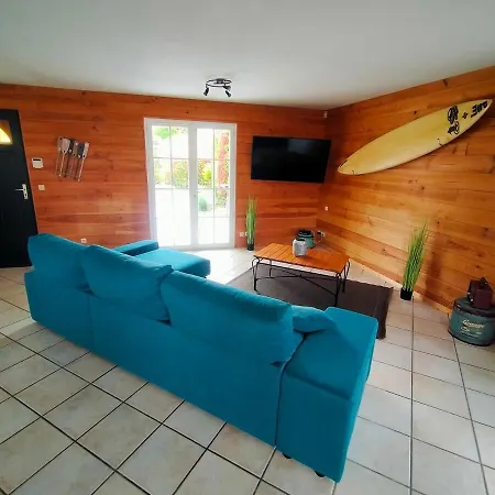 Maison 4 Personnes Avec Piscine Et Espace Bien-etre Partages Brach