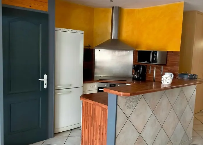 Au Calme Avec Piscine Privee Entre Bordeaux Et Lacanau Ocean Brach